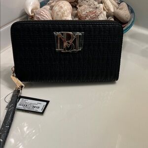 Badgley Mischka Black Quilted Wallet